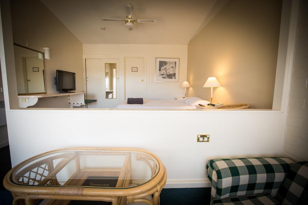 Abel Tasman Airport Motor Inn Launceston Eksteriør billede
