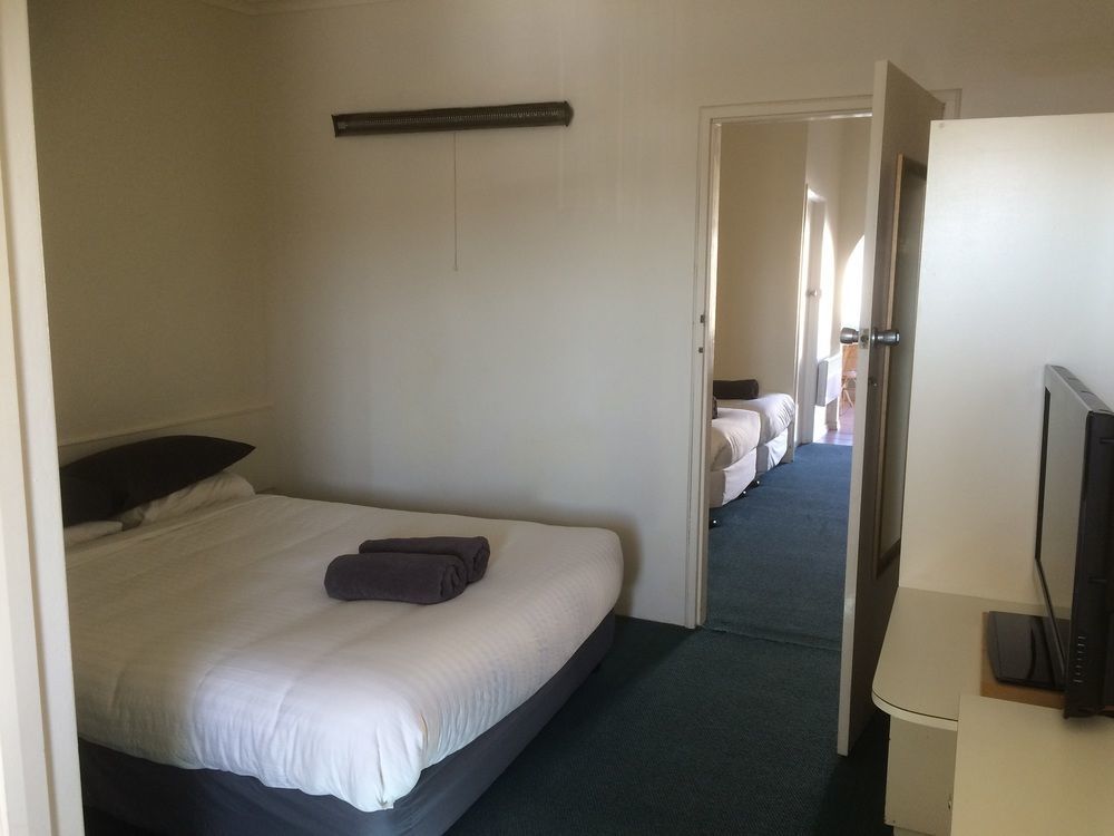 Abel Tasman Airport Motor Inn Launceston Eksteriør billede