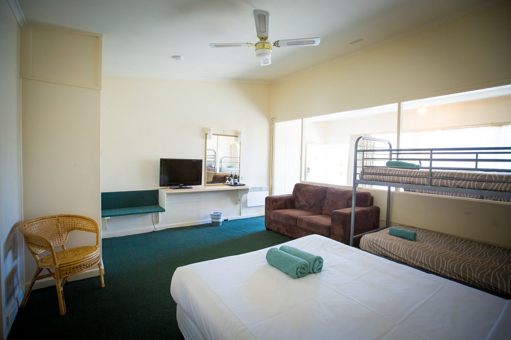 Abel Tasman Airport Motor Inn Launceston Eksteriør billede